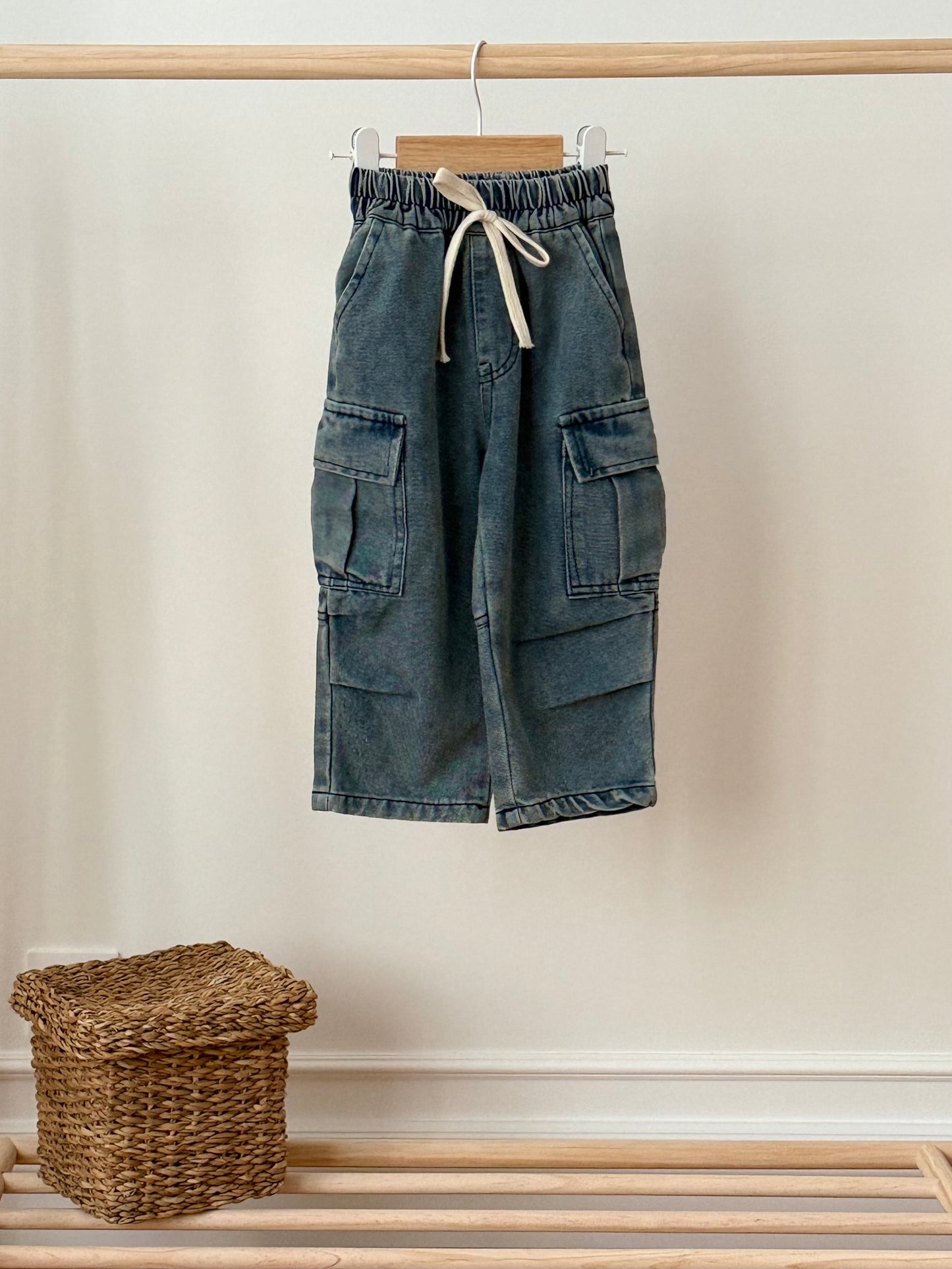 Pantalon cargo en denim